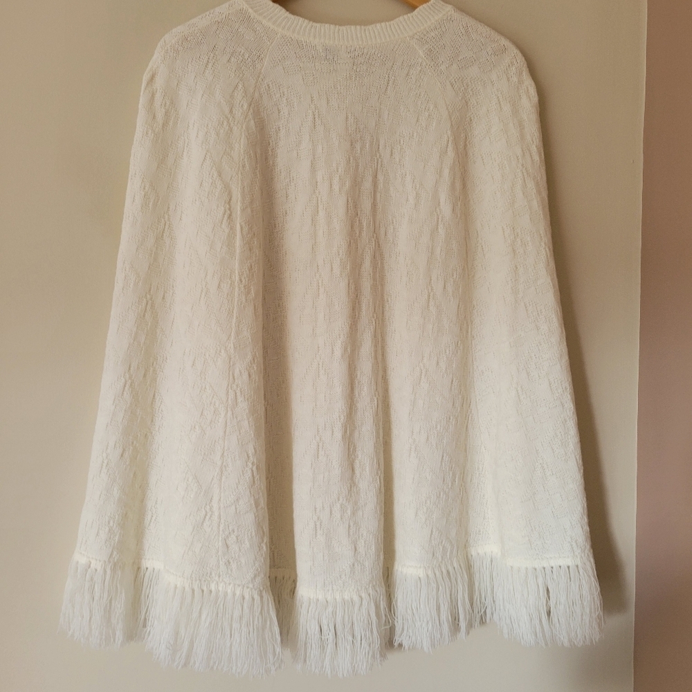 Vintage Cream White Knit Poncho Shawl Button Front Sweater with Fringe - Picture 2 of 7